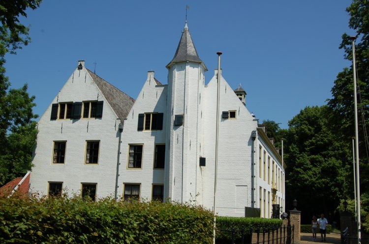 Beveiligd: 25 jaar getrouwd: ontvangst Beveiligd: 25 jaar getrouwd: ontvangst